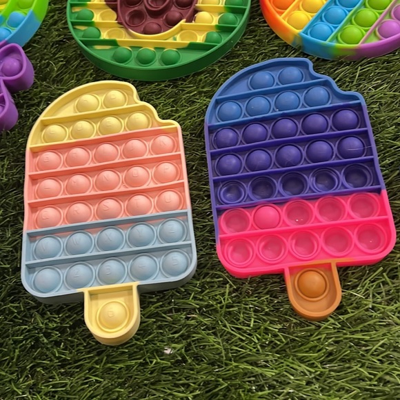 Fidget - Sensory Push Pop Toys - set of 11 - Medium size - Picture 11 of 13